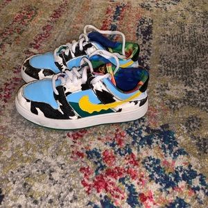 Kid Nike dunks ! Size 13